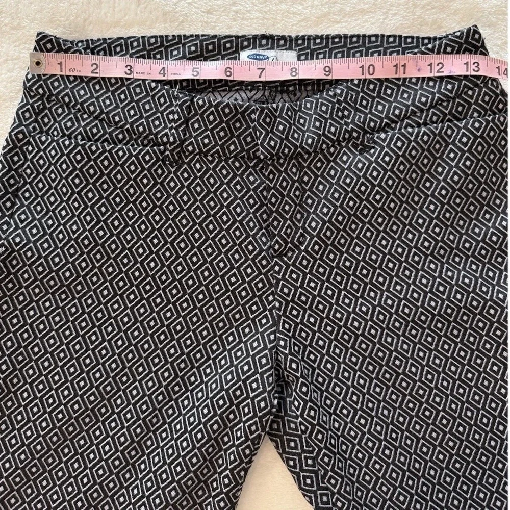 Old Navy The Diva Skinny Pants Womens 2 Black White Excellent Geometric Diamond‎